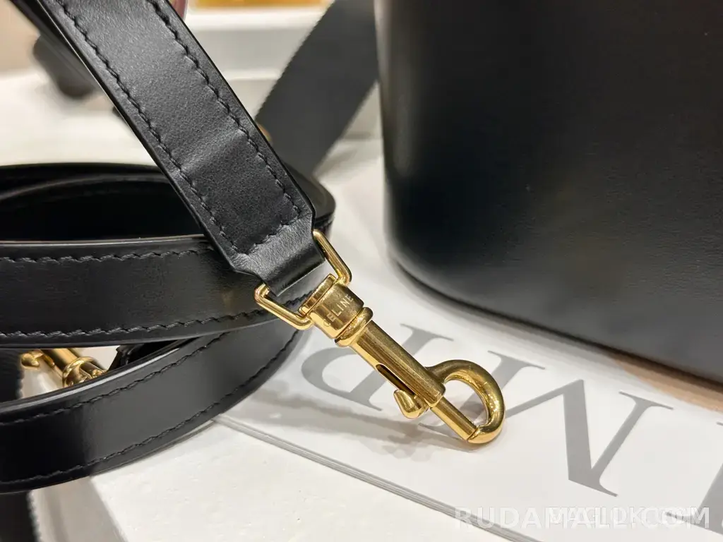 null CELINE 루이즈 버킷백 스몰 상세 이미지