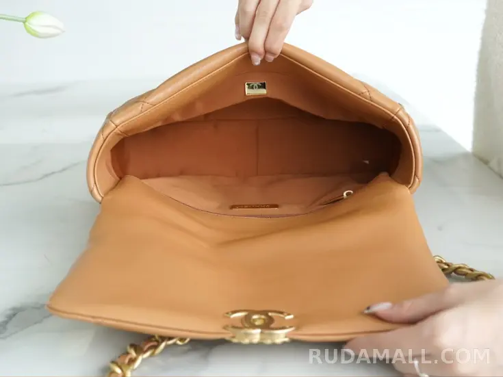 null 샤넬 19백 라지 브라운 상세 이미지