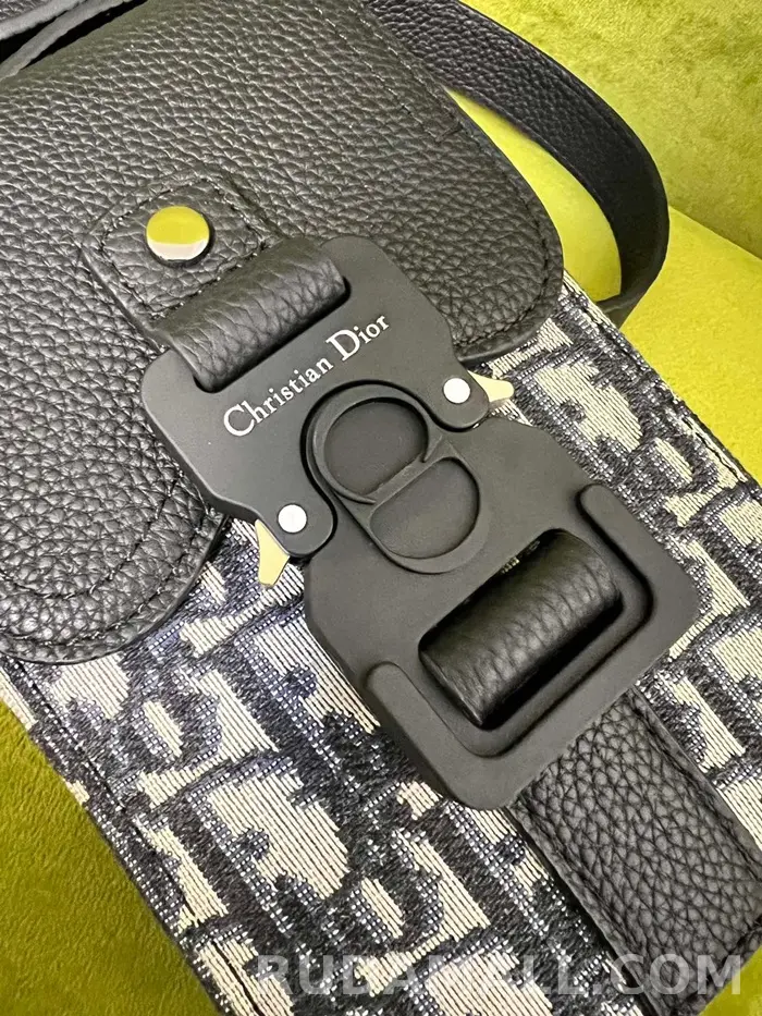null  Dior 디올 남성 로고 숄더백 상세 이미지