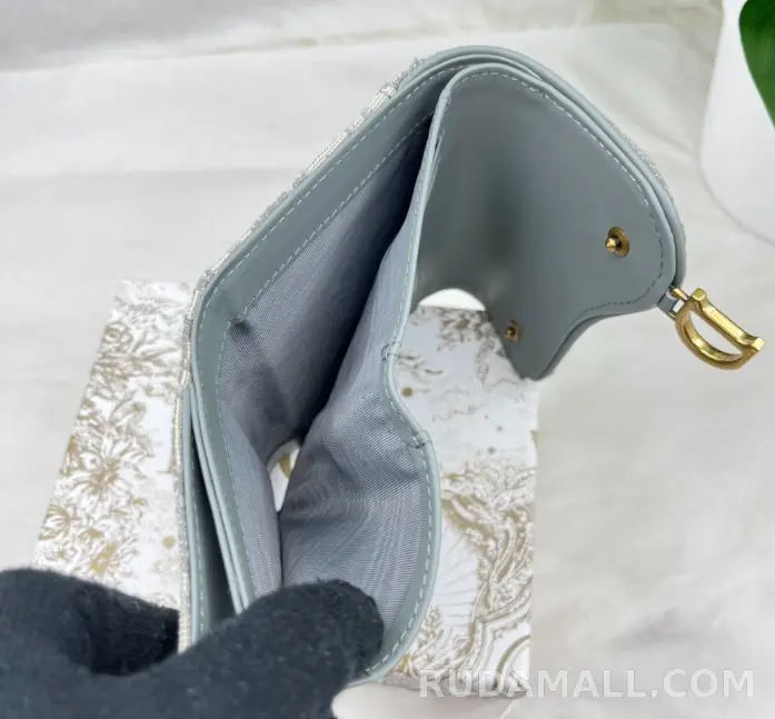 null Saddle Lotus 지갑 상세 이미지