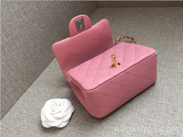 null 샤넬 클래식 캐비어 쁘띠삭 상세 이미지