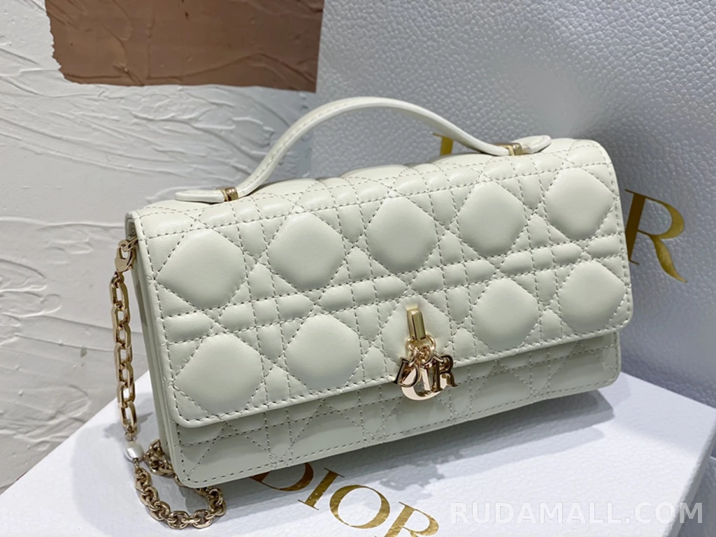 null  디올 My Dior 미니 백 까나쥬 양가죽 상세 이미지