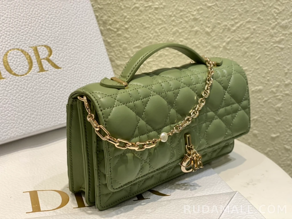 null  디올 My Dior 미니 백 까나쥬 양가죽 상세 이미지