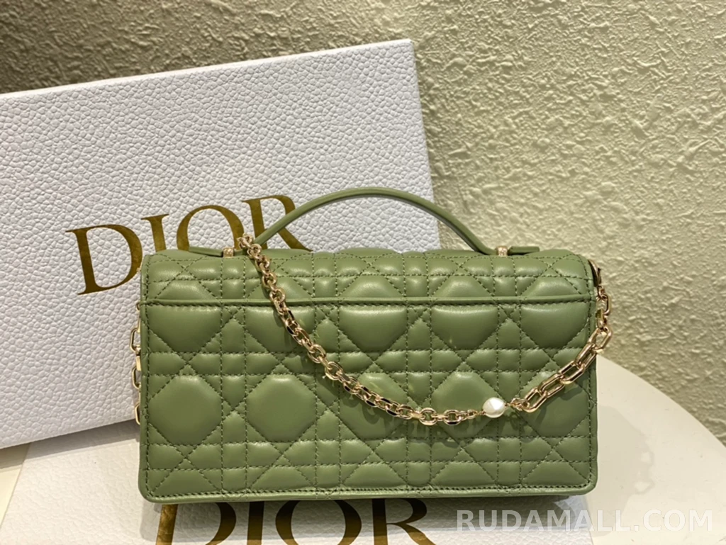 null  디올 My Dior 미니 백 까나쥬 양가죽 상세 이미지