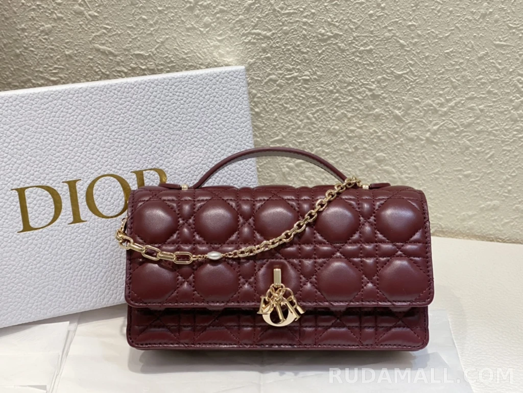 null  디올 My Dior 미니 백 까나쥬 양가죽 상세 이미지