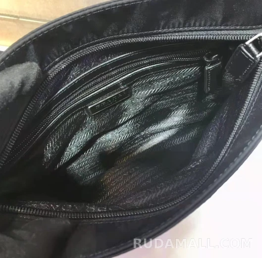 null  포코노 메신저백 2VH053 상세 이미지