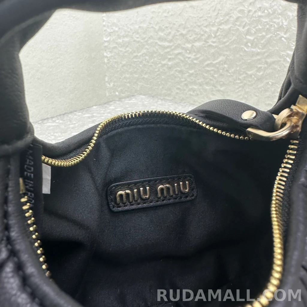 null 미우미우 완더 마테라쎄 나파 가죽 호보 미니 백 상세 이미지