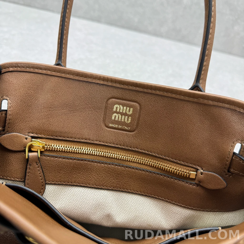 null  미우미우 아방뛰르 나파 레더백 상세 이미지