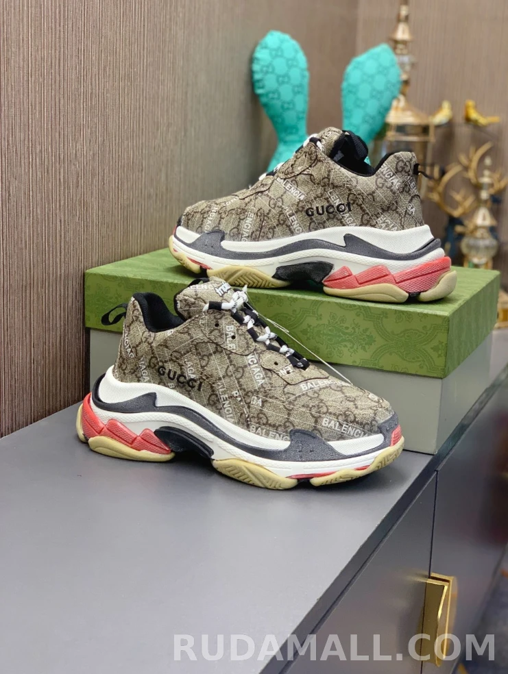 null  Balenciaga X Gucci 프로젝트 트리플 스니커즈 681066 상세 이미지