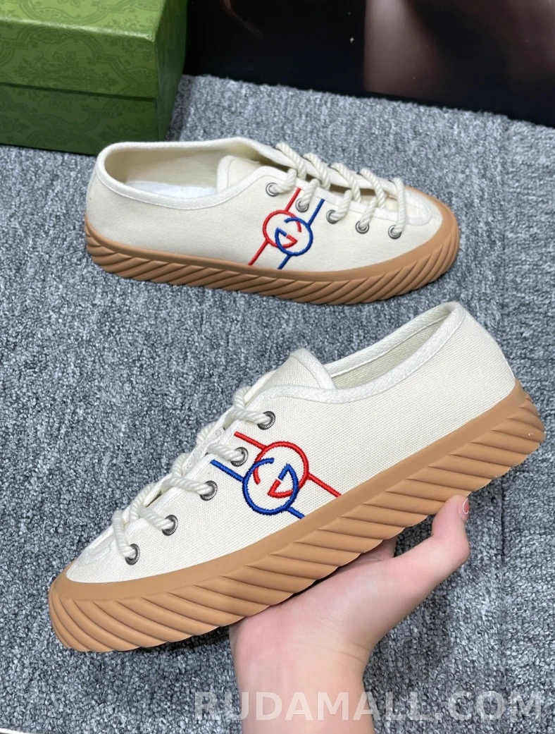 null  인터로킹 지 스니커즈 703032 상세 이미지