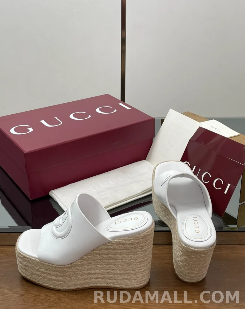 null  인터로킹 G 샌들 817212 상세 이미지