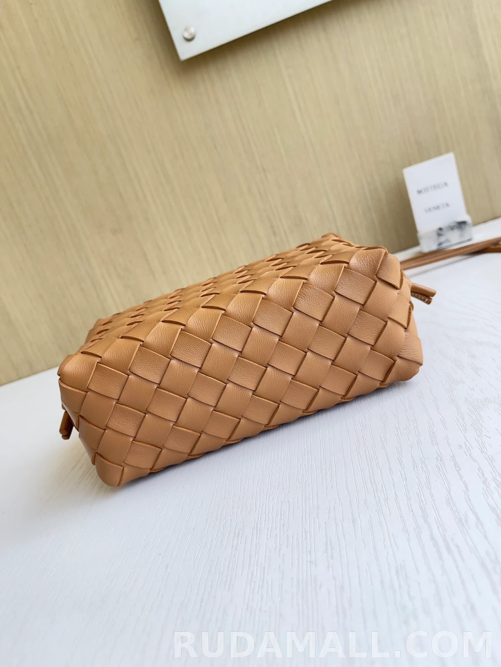 null  보테가베네타 미니 루프 카메라 백  상세 이미지