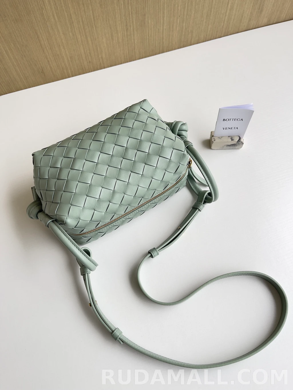 null  보테가베네타 루프 스몰 크로스백  상세 이미지