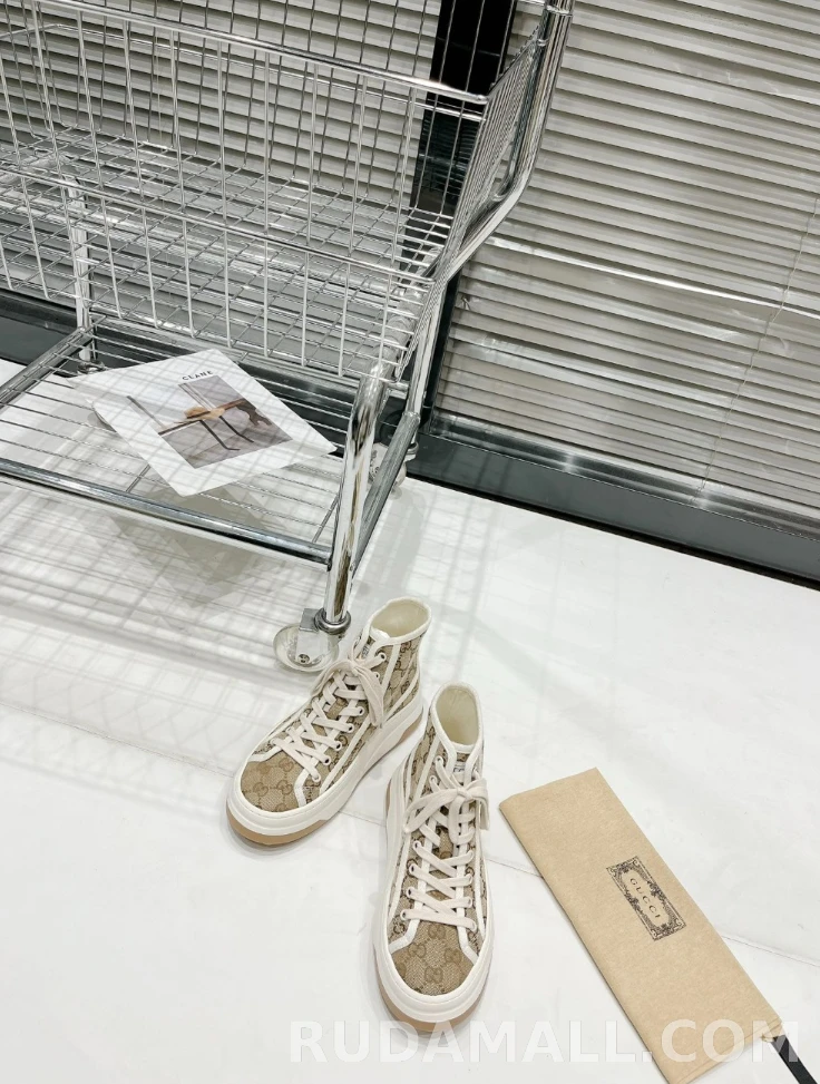 null 인터로킹 캔버스 하이탑 스니커즈 745999 상세 이미지