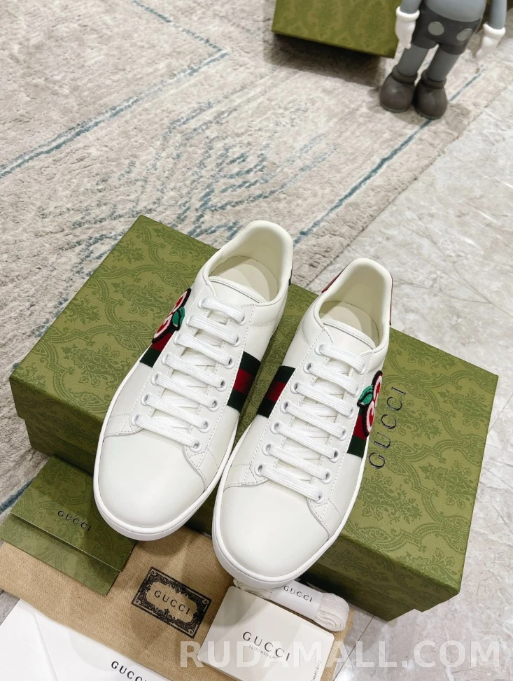 null 에이스 스니커즈 611376 상세 이미지