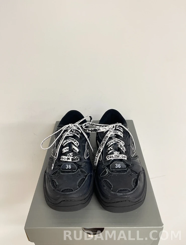 햄튼스 원-아웃 스니커즈 841763_대표이미지