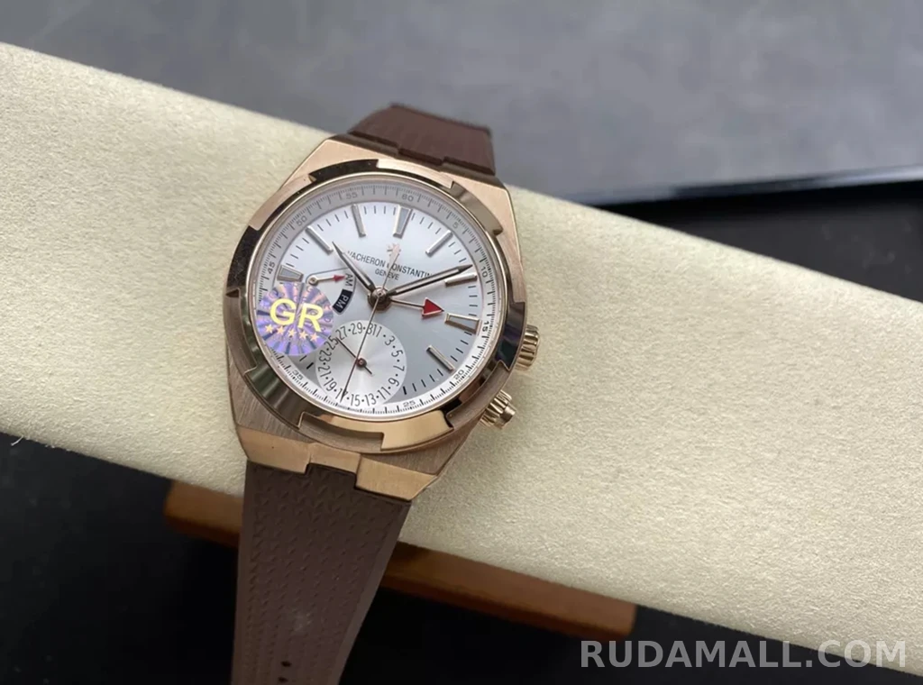null 바쉐론 콘스탄틴 오버시즈 듀얼 타임 실버 다이얼 브라운 러버 스트랩 41mm 7920V 상세 이미지