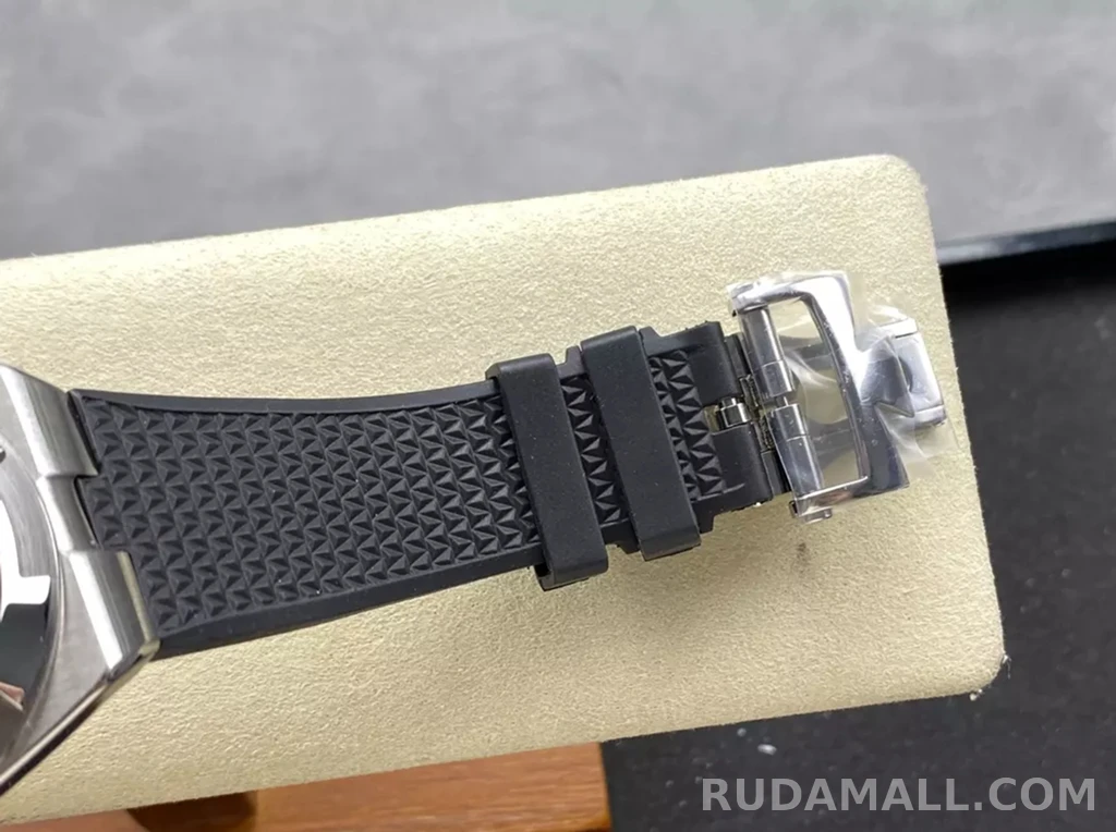 null 바쉐론 콘스탄틴 오버시즈 듀얼 타임 블랙 다이얼 러버 스트랩 41mm 7920V 상세 이미지