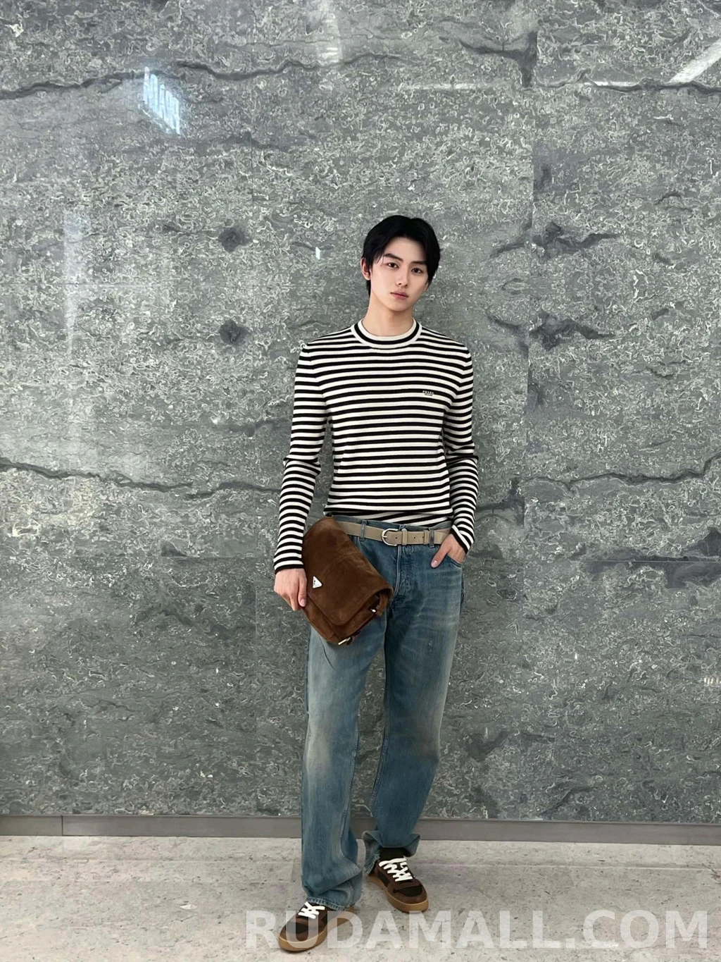 프라다 프라다 보더 니트 상세 이미지