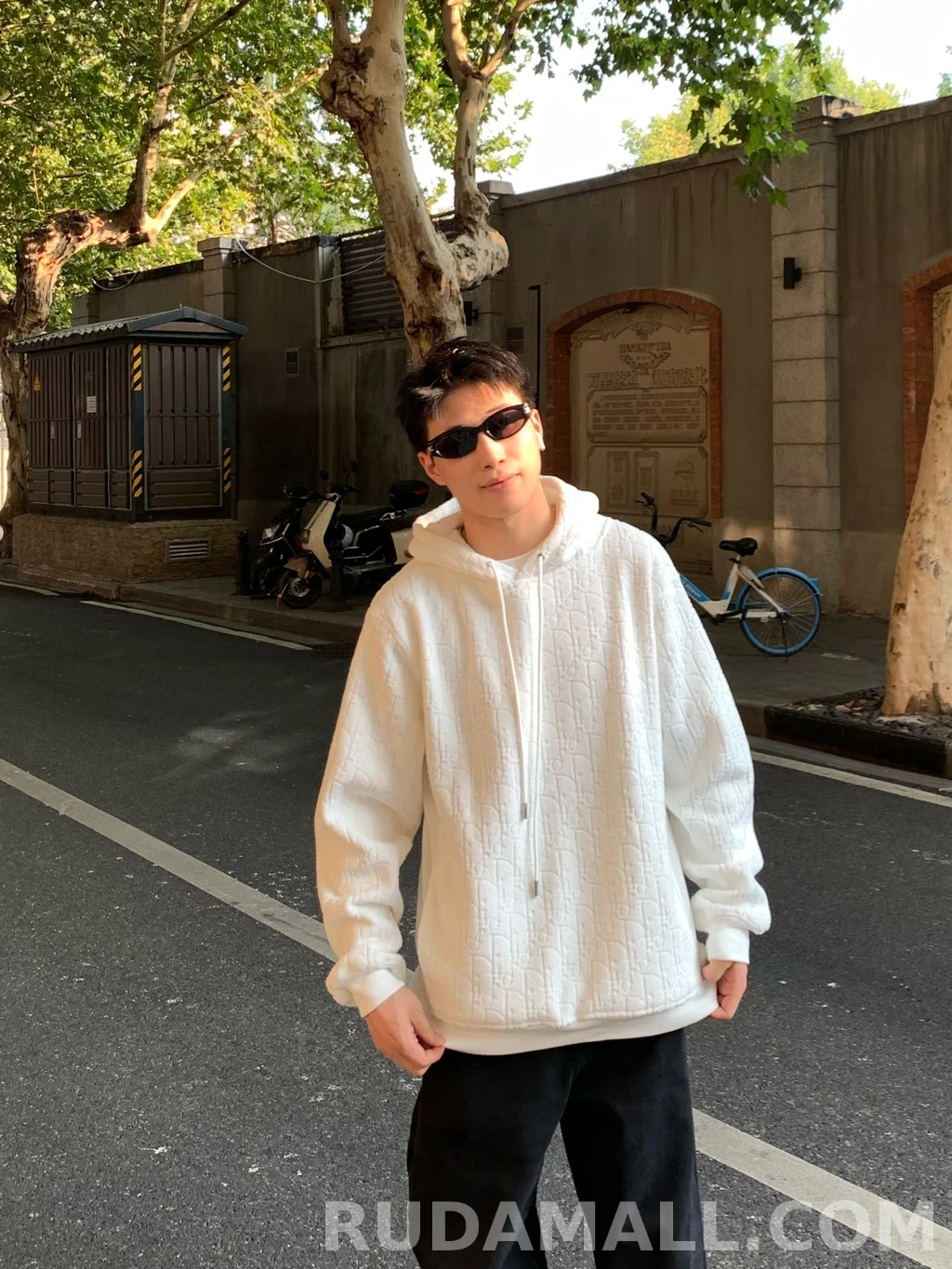 디올 디올 오블리크 후드티 상세 이미지