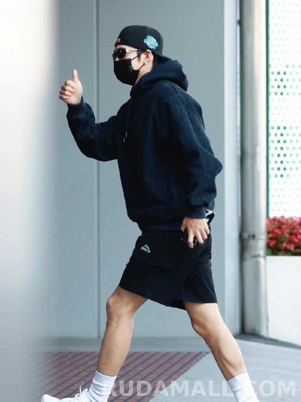 디올 디올 오블리크 릴랙스 핏 후드 스웨트셔츠 상세 이미지