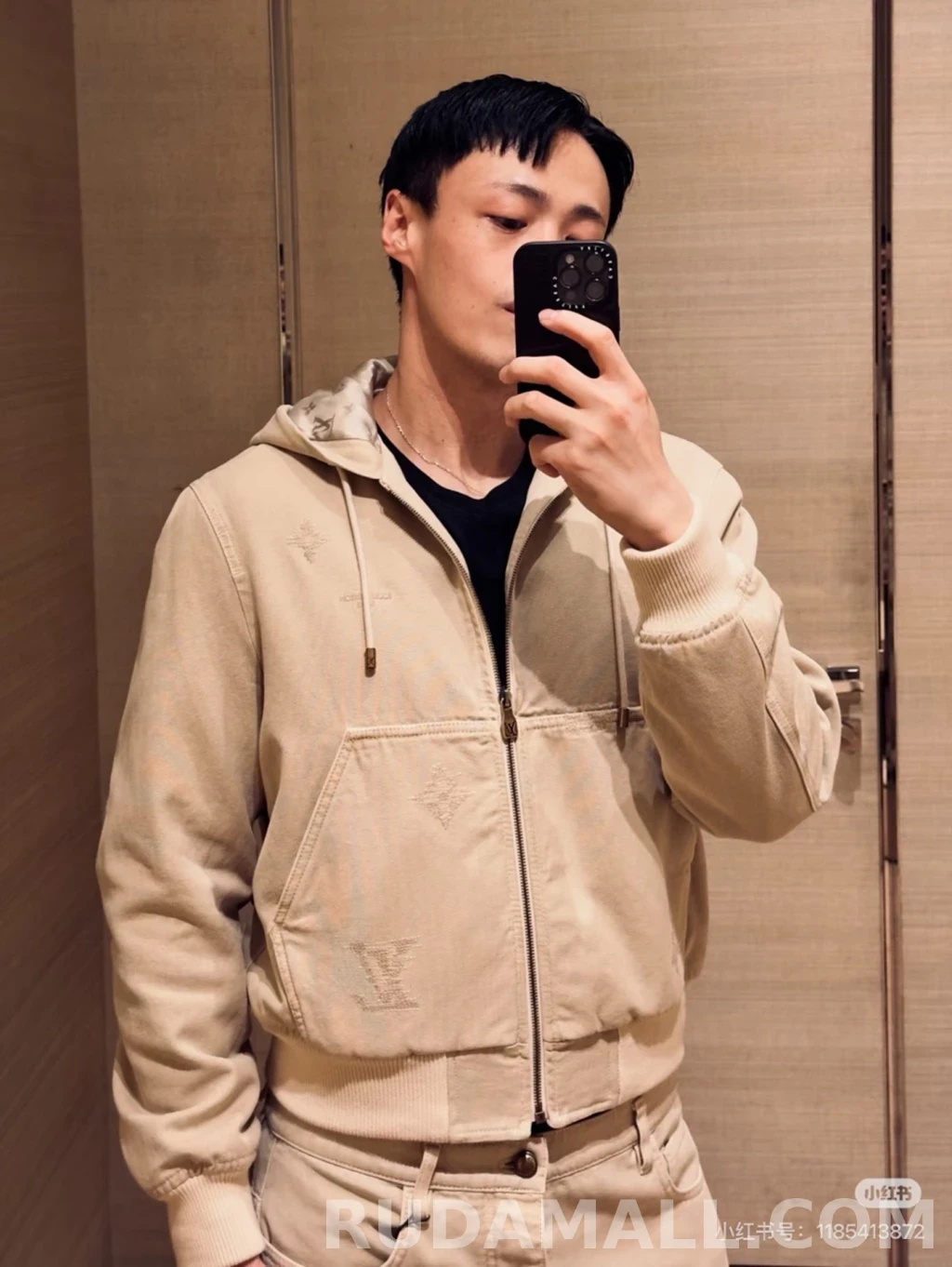 루이비통 루이비통 자수 후드 집업 상세 이미지