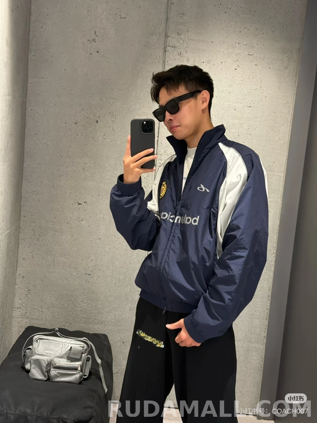 발렌시아가 발렌시아가 트랙 재킷 상세 이미지