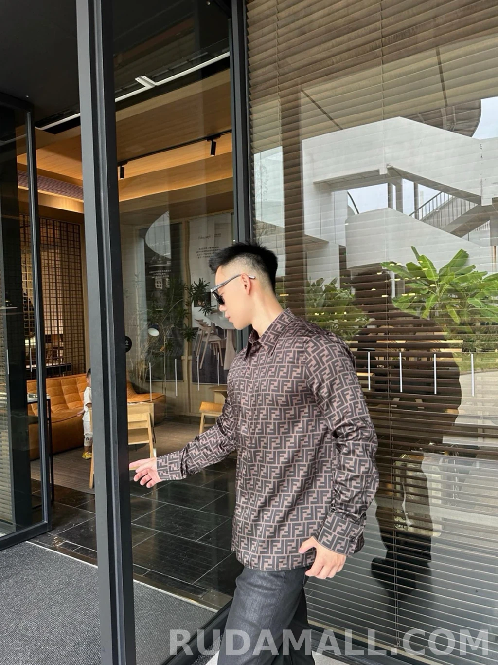 펜디 펜디 풀프린트 셔츠 상세 이미지