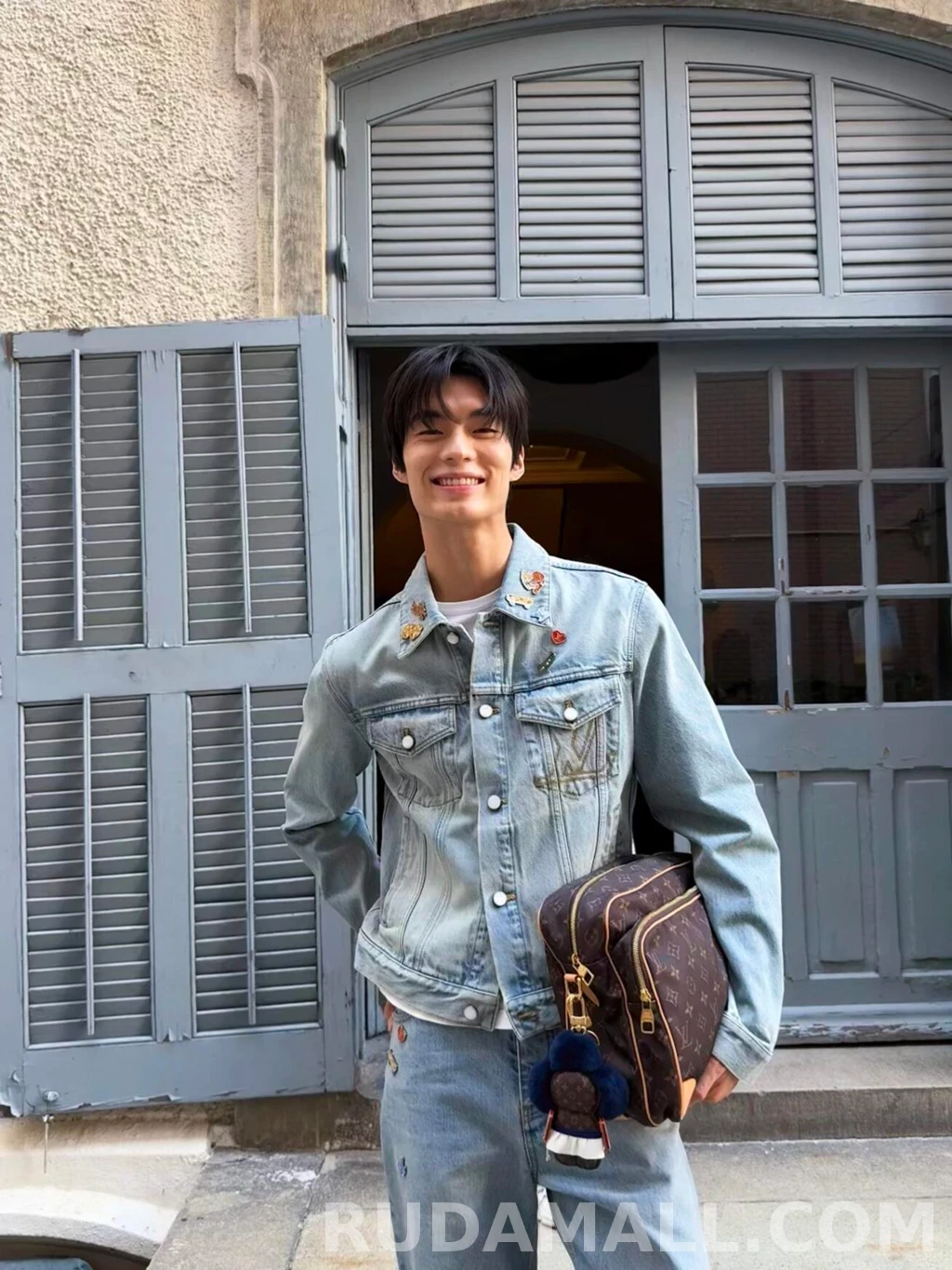 루이비통 루이비통 스케이트 데님 상세 이미지