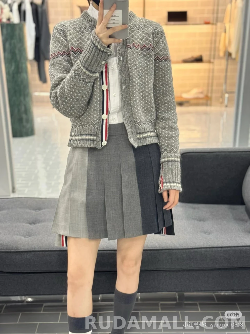 톰브라운 톰브라운 노르딕 가디건 상세 이미지