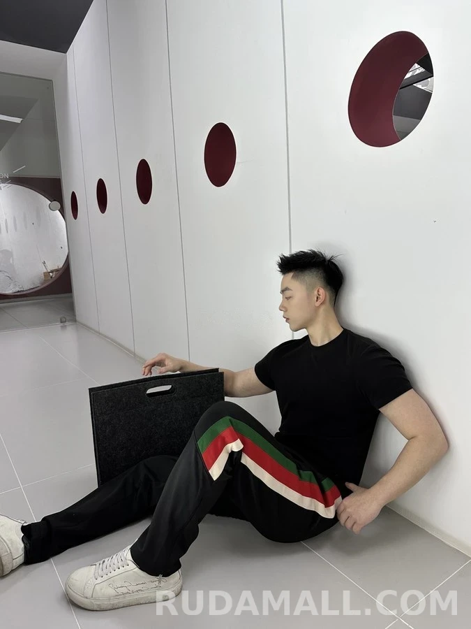 구찌 구찌 네오프렌 트레이닝 팬츠 상세 이미지