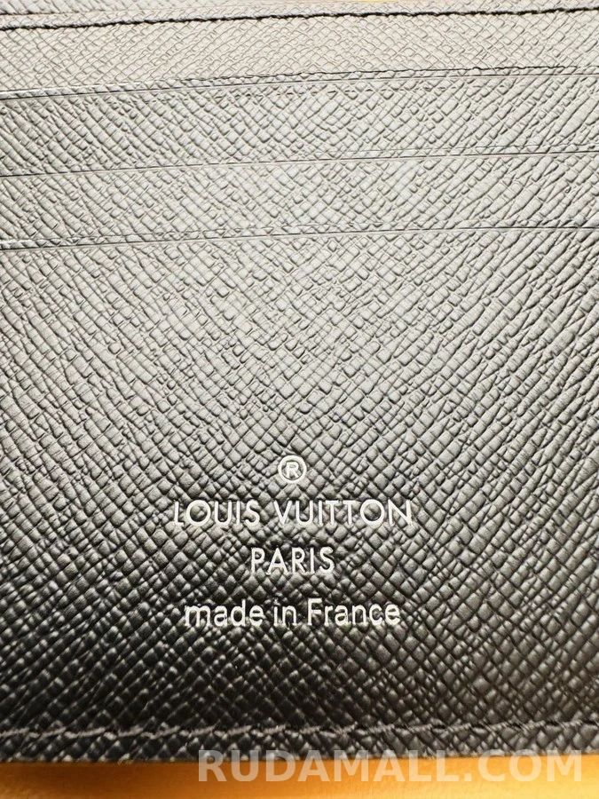 루이비통 루이비통 타이가 멀티플 월릿 반지갑 상세 이미지