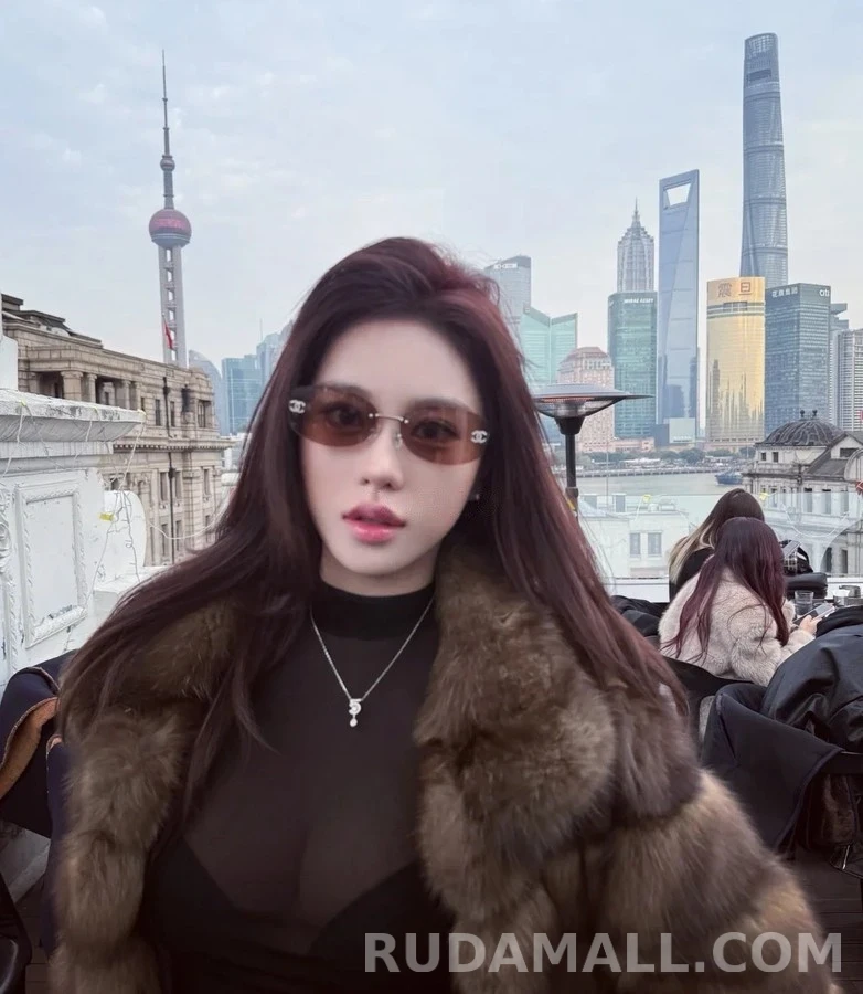 샤넬 샤넬 라인스톤 로고 림리스 선글라스 상세 이미지