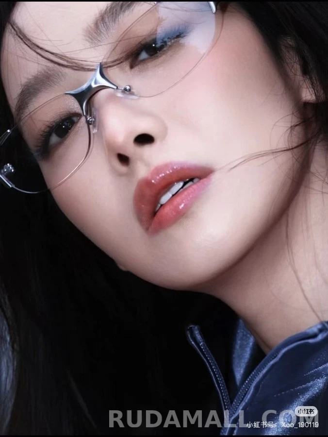 젠틀 몬스터 젠틀몬스터 HYPNOSIS 안경 상세 이미지
