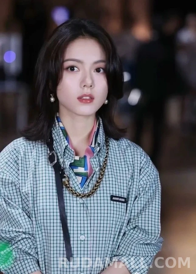 미우미우 미우미우 M 로고 애플 진주 귀걸이 상세 이미지