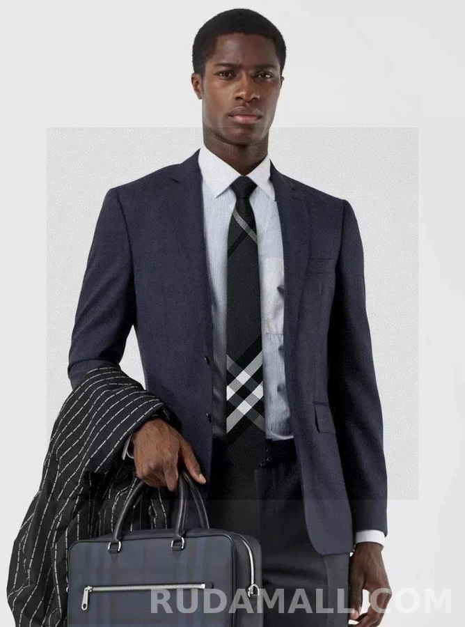 버버리 버버리 체크 자카드 넥타이 상세 이미지