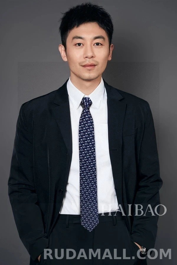 에르메스 에르메스 동물 프린트 넥타이 상세 이미지