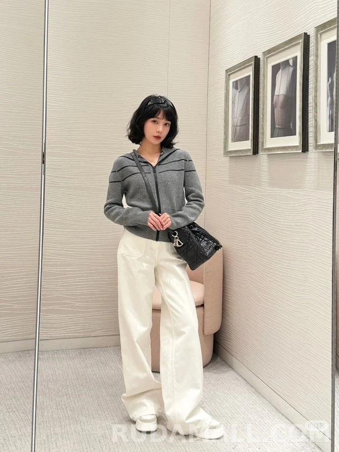 디올 디올 레터링 스트라이프 와이드 카라 집업 자켓 상세 이미지