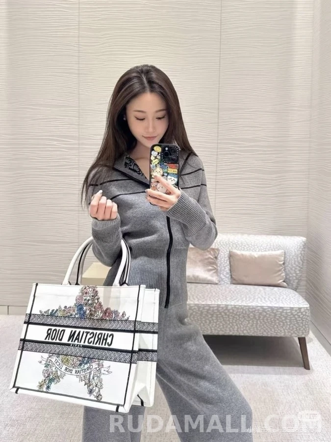 디올 디올 레터링 투라인 리버서블 자켓 상세 이미지