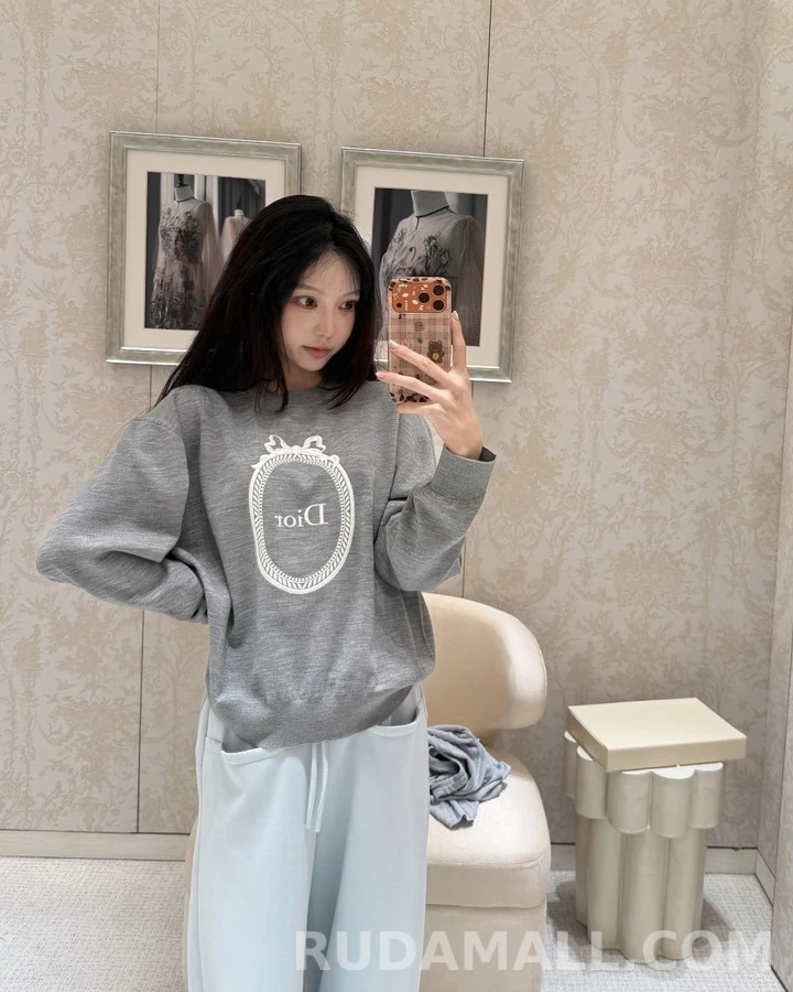 디올 디올 메달리온 자수 스웨터 상세 이미지