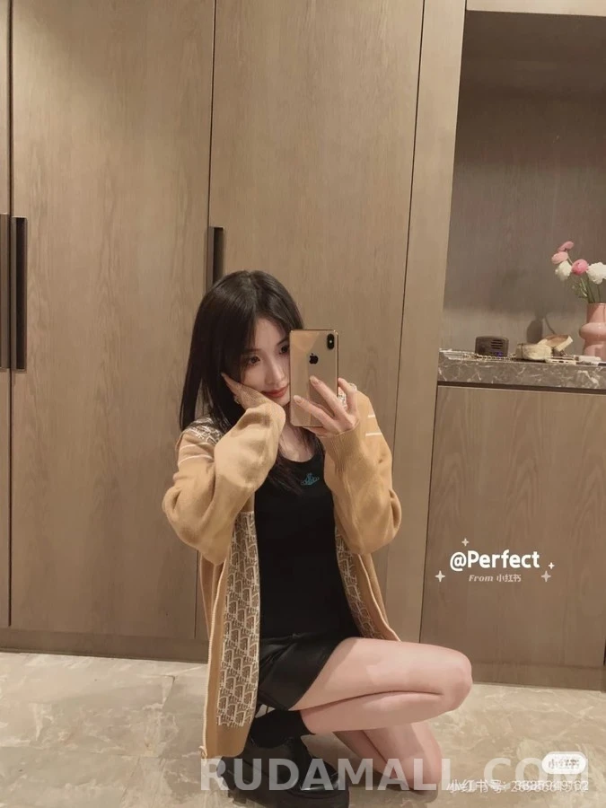 디올 디올 모노그램 양면 후드 집업 상세 이미지