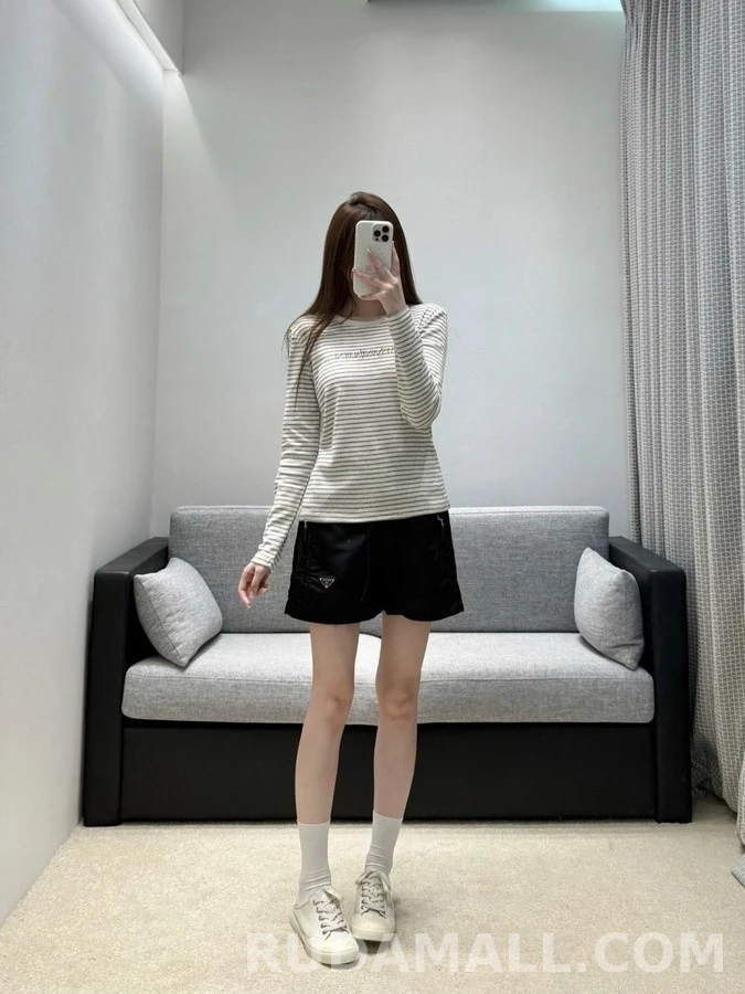 디올 디올 스트라이프 자수 긴팔 티셔츠 상세 이미지