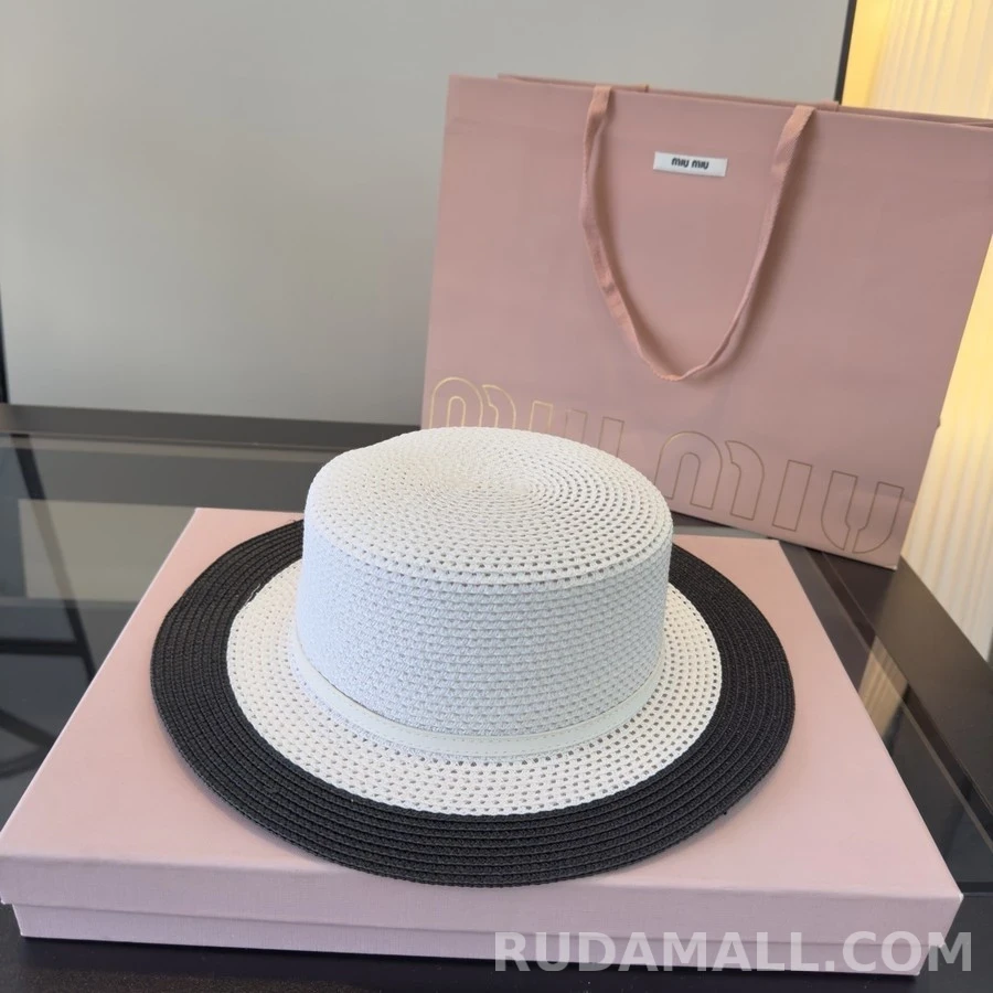 미우미우 미우미우 로고 자수 플랫탑 모자 상세 이미지
