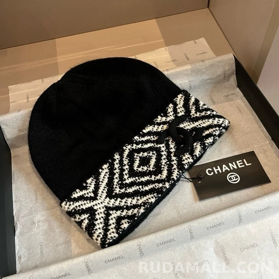 샤넬 샤넬 로고 지오메트릭 니트 비니 상세 이미지