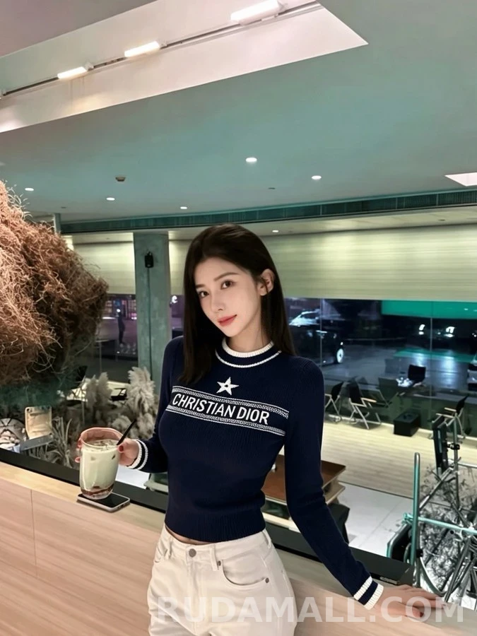 디올 디올 오각별 레터링 니트 상세 이미지