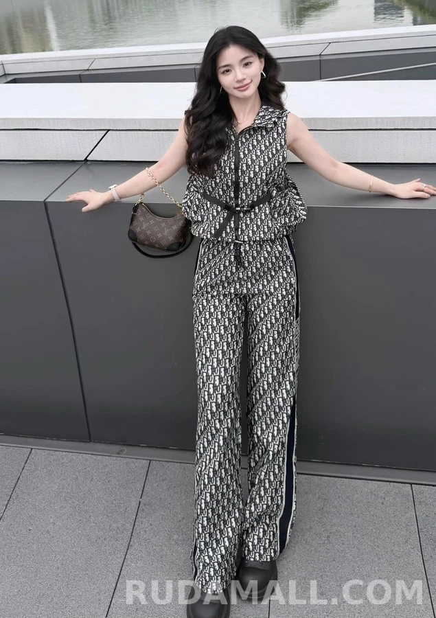 디올 디올 오블리크 모노그램 후드 슬리브리스 상세 이미지