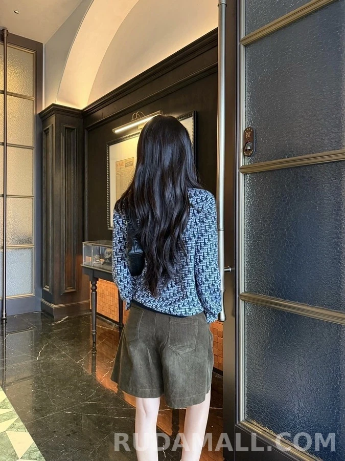 디올 디올 오블리크 패턴 레터링 가디건 상세 이미지
