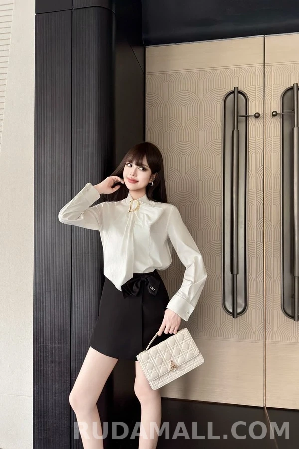 디올 디올 D 로고 타이넥 셔츠 상세 이미지