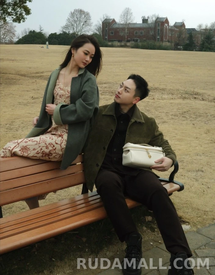 로로피아나 로로피아나 마렘마 스웨이드 봄버 자켓 상세 이미지