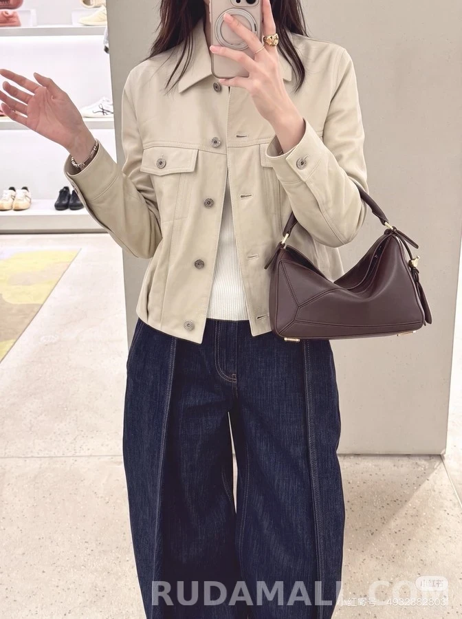 로에베 로에베 레트로 플리츠 크롭 자켓 상세 이미지